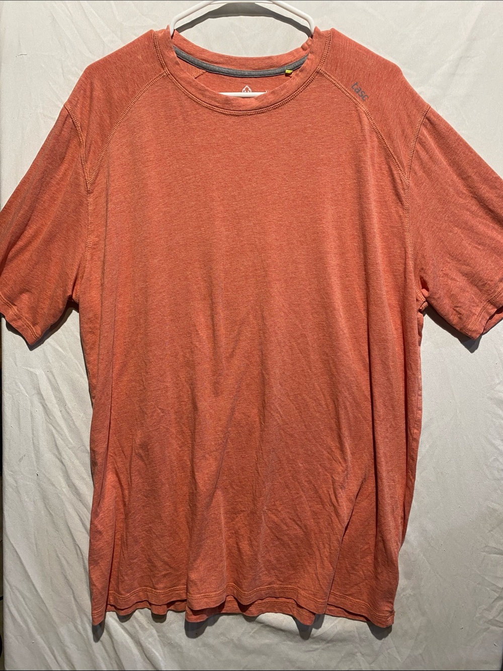 tasc Men's Short-Sleeve Crew Neck Shirt — Dusty Coral